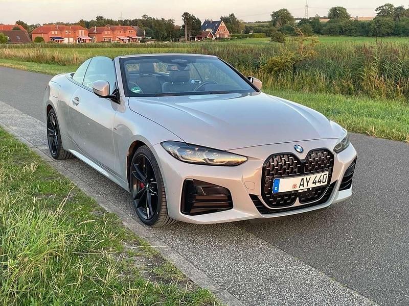 Grau Gebraucht 2022 BMW 440 Efficient Dynamics Cabrio | 51.990 € (Guter Preis) - Bild 1/4