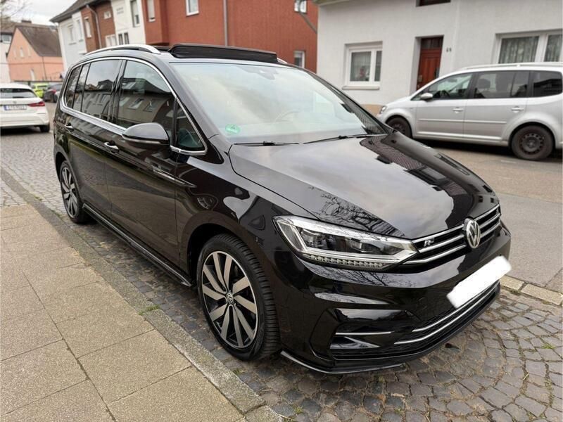 Schwarz Gebraucht 2017 VW Touran R-line Van / Kleinbus | 20.900 € (Guter Preis) - Bild 1/4