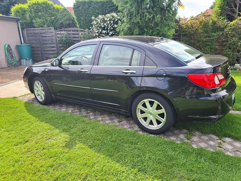 Schwarz Gebraucht 2009 Chrysler Sebring Limousine | 3.800 € - Bild 1/4