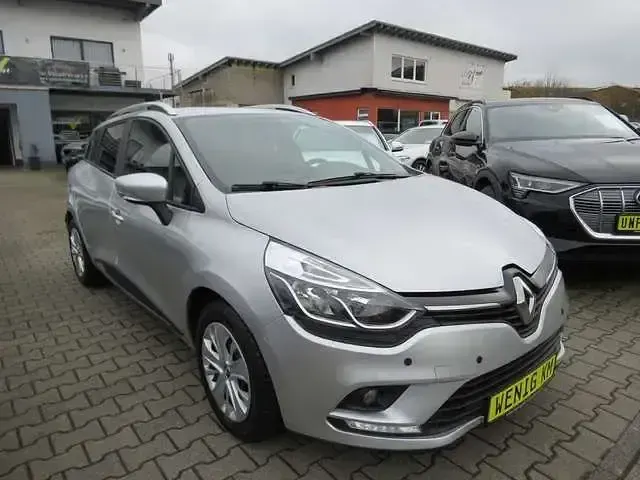 Gebraucht Renault Clio 90 PS (66 kW) 2019 Silber
