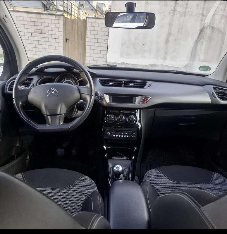 Gebraucht Citroën C3 PureTech 68 PS (50 kW) 2014 Bordeux met Limousine