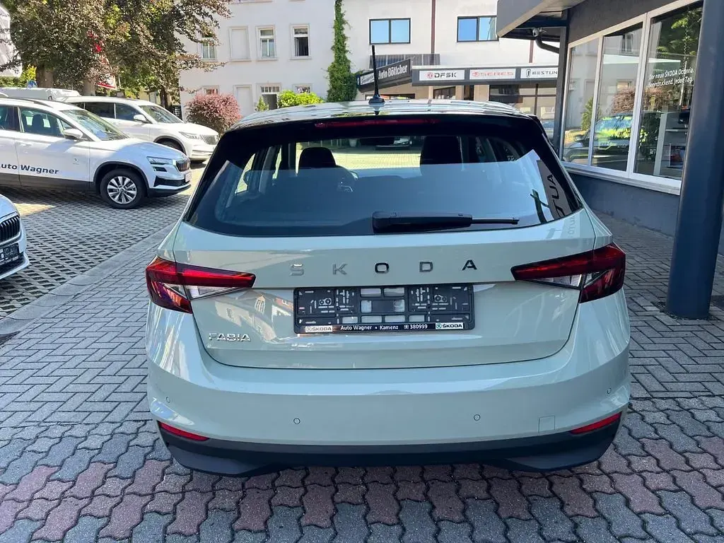 Gebraucht Skoda Fabia Selection 95 PS (69 kW) 2026 Grün Kleinwagen
