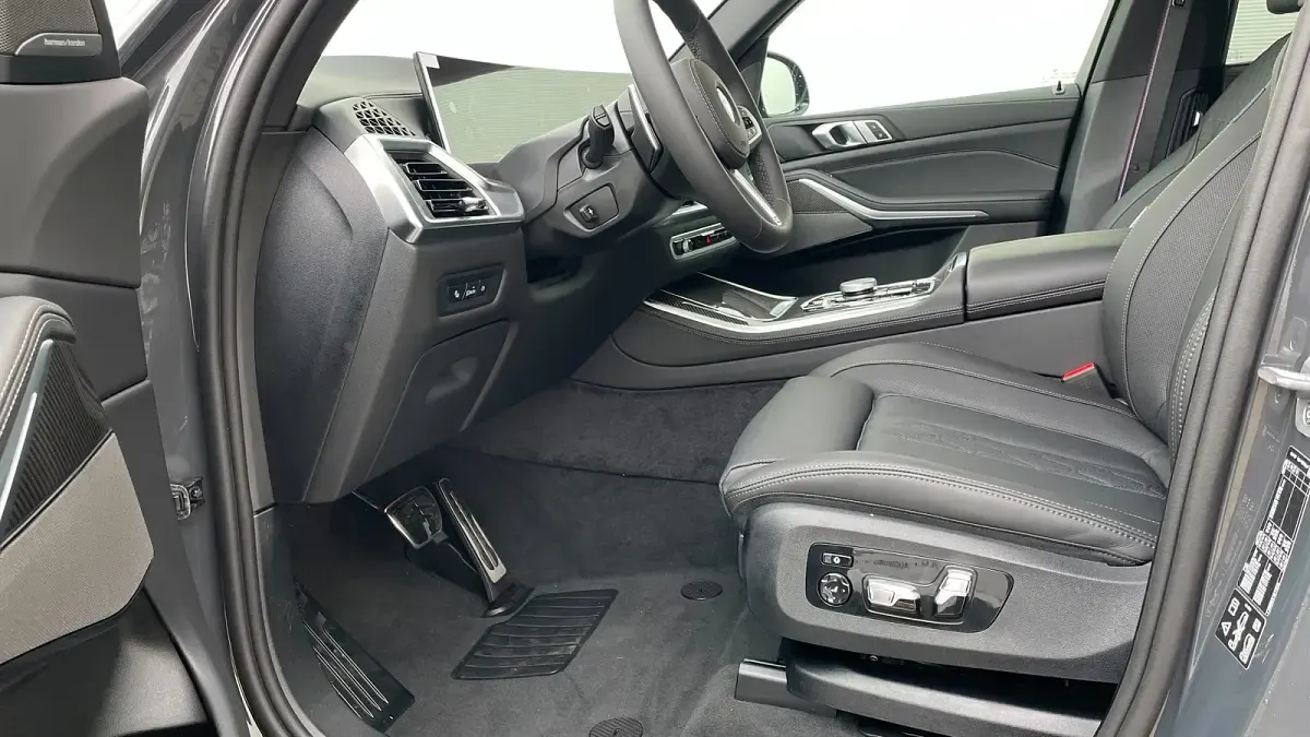 Neu BMW X5 Comfort Edition 352 PS (258 kW) 2026 Bmw individual dravitgrau metal SUV