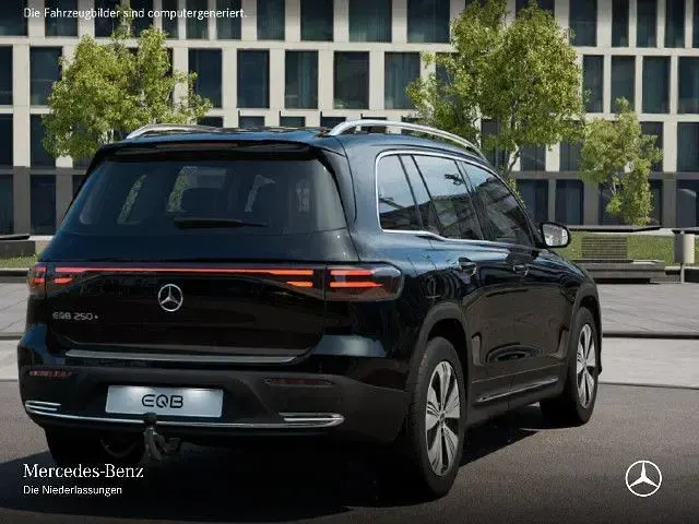 Gebraucht Mercedes EQB250 Advanced 139 kW (190 PS) 2025 Kosmosschwarz SUV
