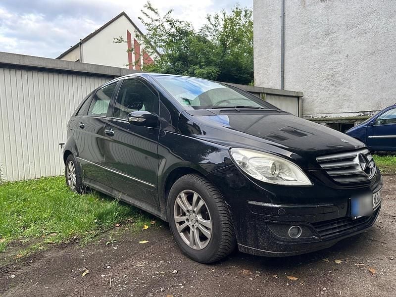 Schwarz Gebraucht 2007 Mercedes B150 Van / Kleinbus | 1.595 € (Superpreis) - Bild 1/4
