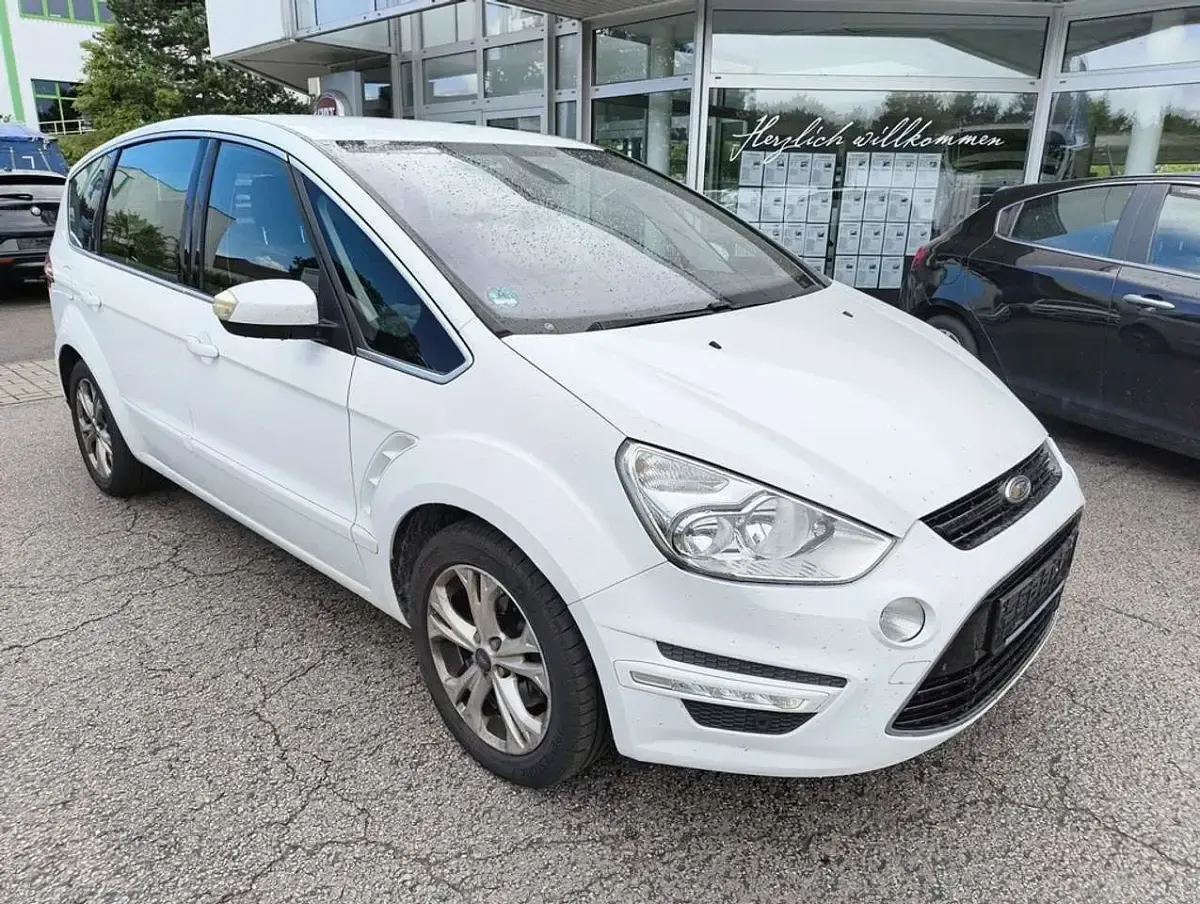 Gebraucht Ford S-MAX Titanium 163 PS (119 kW) 2011 Weiß Van / Kleinbus