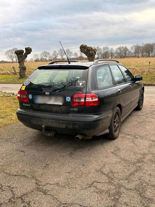 Gebraucht Volvo V40 136 PS (100 kW) 2004 Schwarz Kombi