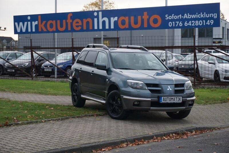 Grau Gebraucht 2004 Mitsubishi Outlander SUV | 2.999 € (Guter Preis) - Bild 1/4