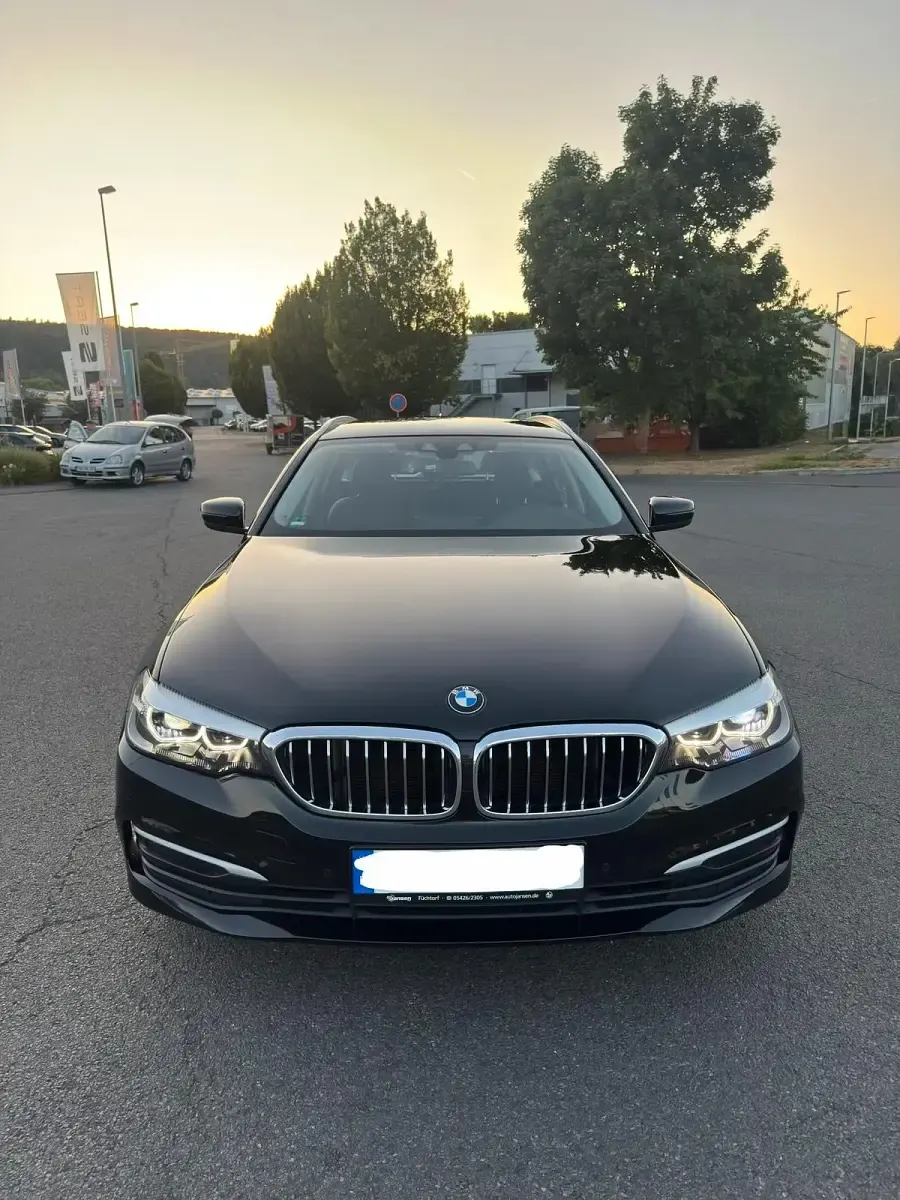 Gebraucht BMW 530 265 PS (194 kW) 2017 Schwarz Kombi