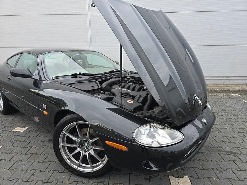 Gebraucht Jaguar XK8 284 PS (208 kW) 2002 Schwarz Coupé