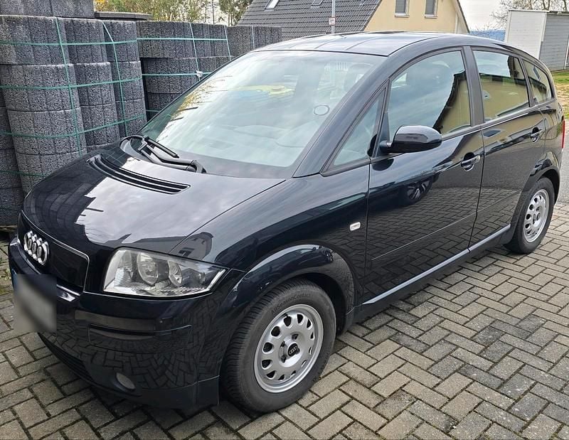Gebraucht Audi A2 61 PS (44 kW) 2002 Schwarz Kleinwagen