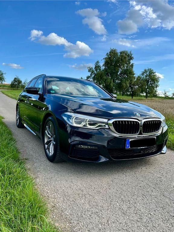 Gebraucht BMW 530 Performance 265 PS (194 kW) 2019 Schwarz Kombi
