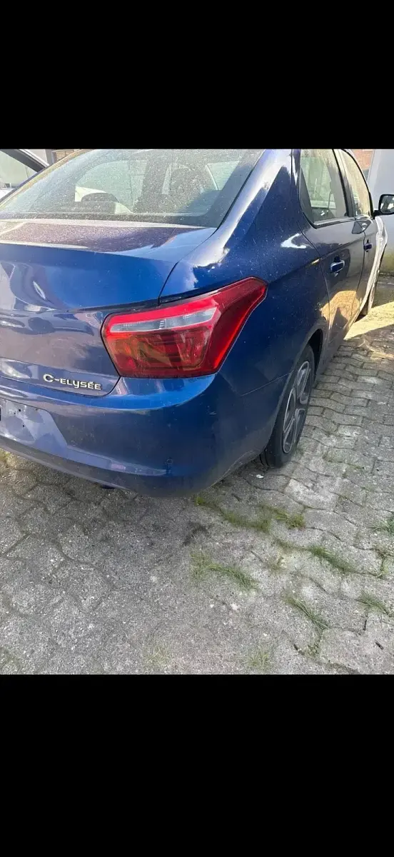 Gebraucht Citroën C-Elysee I PureTech 82 PS (60 kW) 2018 Blau Limousine