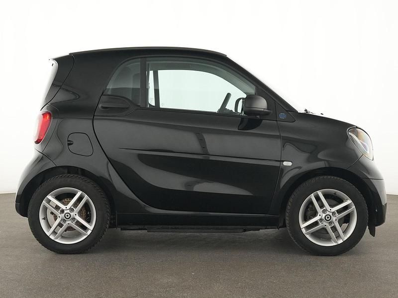 Gebraucht Smart ForTwo Electric Drive 60 kW (82 PS) 2021 Schwarz Kleinwagen