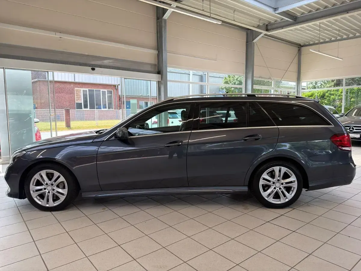 Gebraucht Mercedes E350 258 PS (189 kW) 2014 Schwarz Kombi