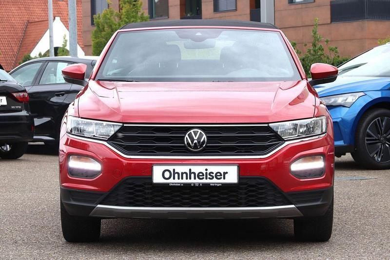 Gebraucht VW T-Roc Cabriolet Active 150 PS (110 kW) 2021 Kings red Cabrio