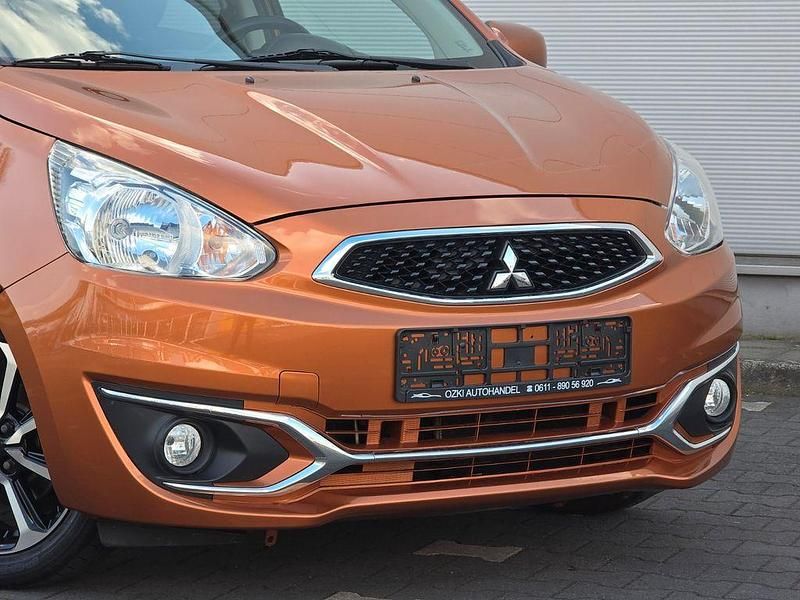 Second-hand Mitsubishi Space Star 80 CP (58 kW) 2018 Portocaliu Hatchback