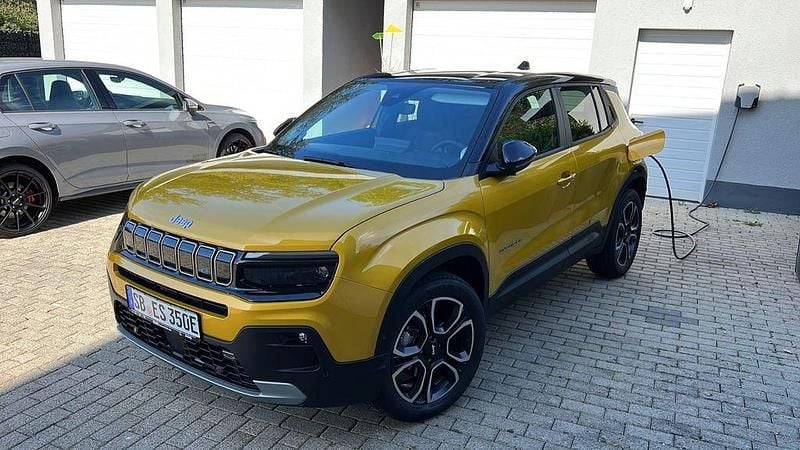 Gebraucht Jeep Avenger EV 114 kW (156 PS) 2023 Gelb SUV