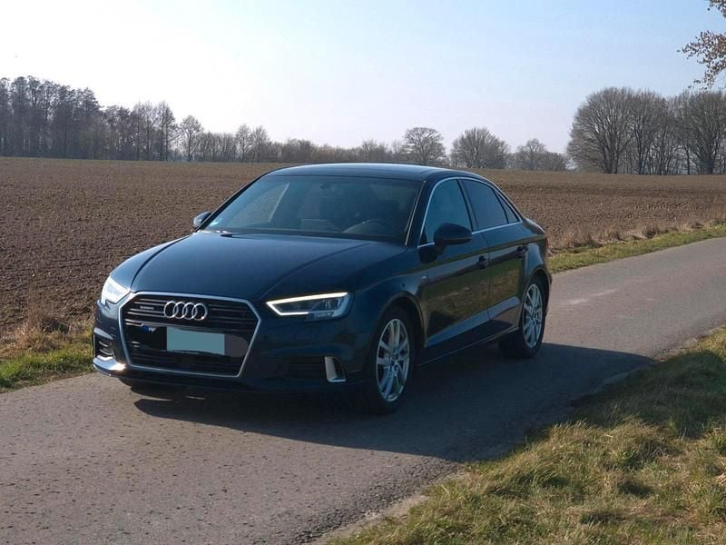 Gebraucht Audi A3 S-Line 184 PS (135 kW) 2017 Blau Limousine