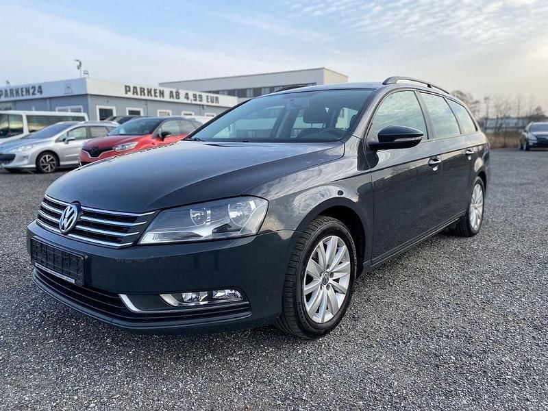 Gebraucht VW Passat 140 PS (102 kW) 2014 Grau Kombi