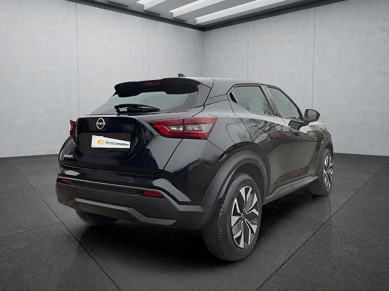 Neu Nissan Juke Acenta 114 PS (83 kW) 2026 Schwarz SUV