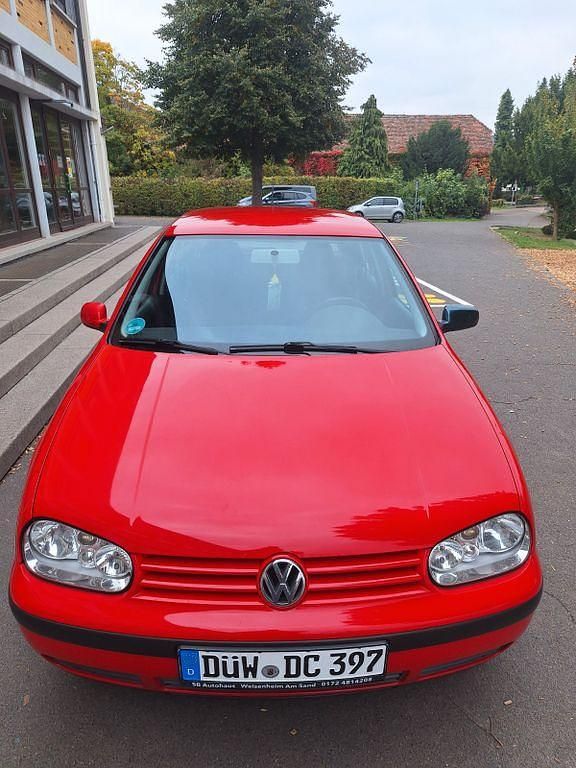 Rot Gebraucht 1998 VW Golf IV Basis Limousine | 1.800 € (Fairer Preis) - Bild 1/4