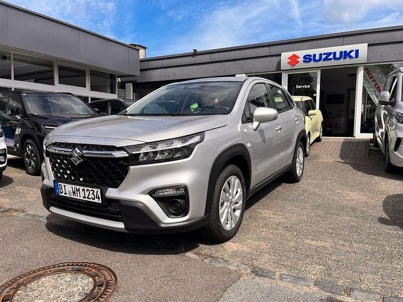 Silber Neu 2025 Suzuki SX4 S-Cross SUV | 22.949 € (Guter Preis) - Bild 1/4