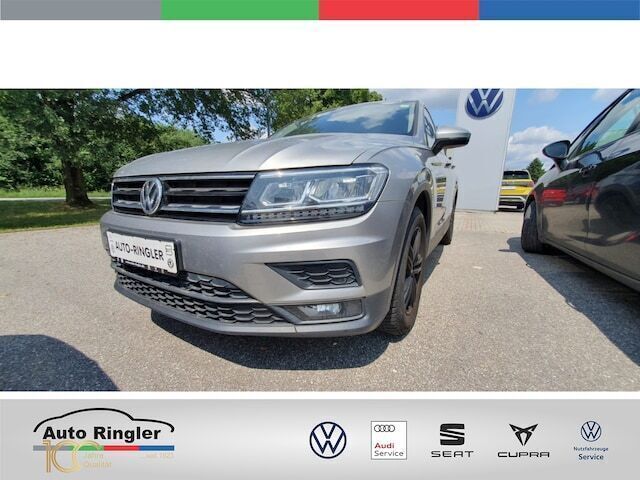 Tungsten silver metallic Gebraucht 2018 VW Tiguan Trendline SUV | 16.490 € (Guter Preis) - Bild 1/3