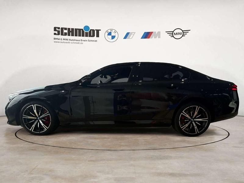 Neu BMW i5 442 kW (601 PS) 2025 Saphirschwarz metallic Limousine