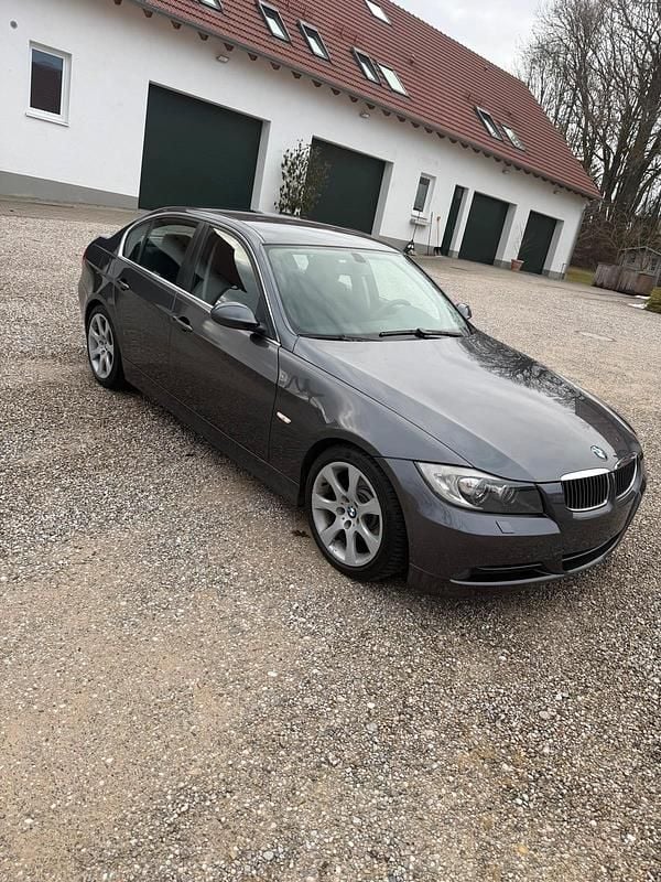 Gebraucht BMW 325 197 PS (144 kW) 2006 Grau Limousine