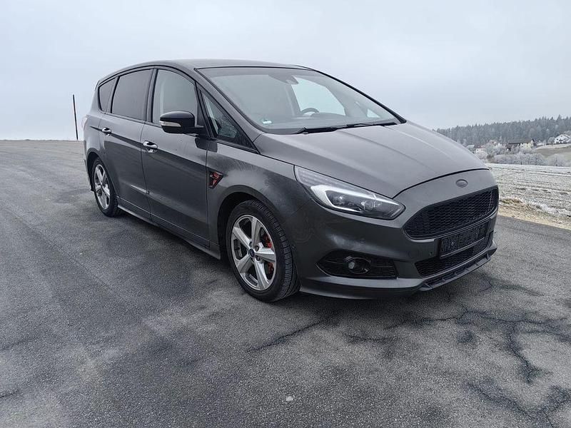 Gebraucht Ford S-MAX Titanium 211 PS (155 kW) 2016 Grau Van / Kleinbus