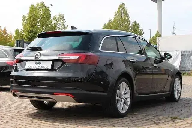 Gebraucht Opel Insignia Country Tourer 170 PS (125 kW) 2016 Schwarz Kombi