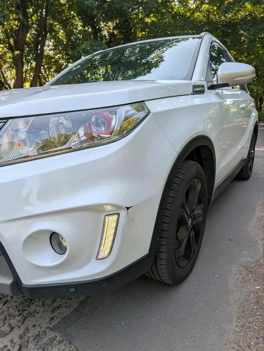 Gebraucht Suzuki Vitara 140 PS (102 kW) 2016 Weiß SUV