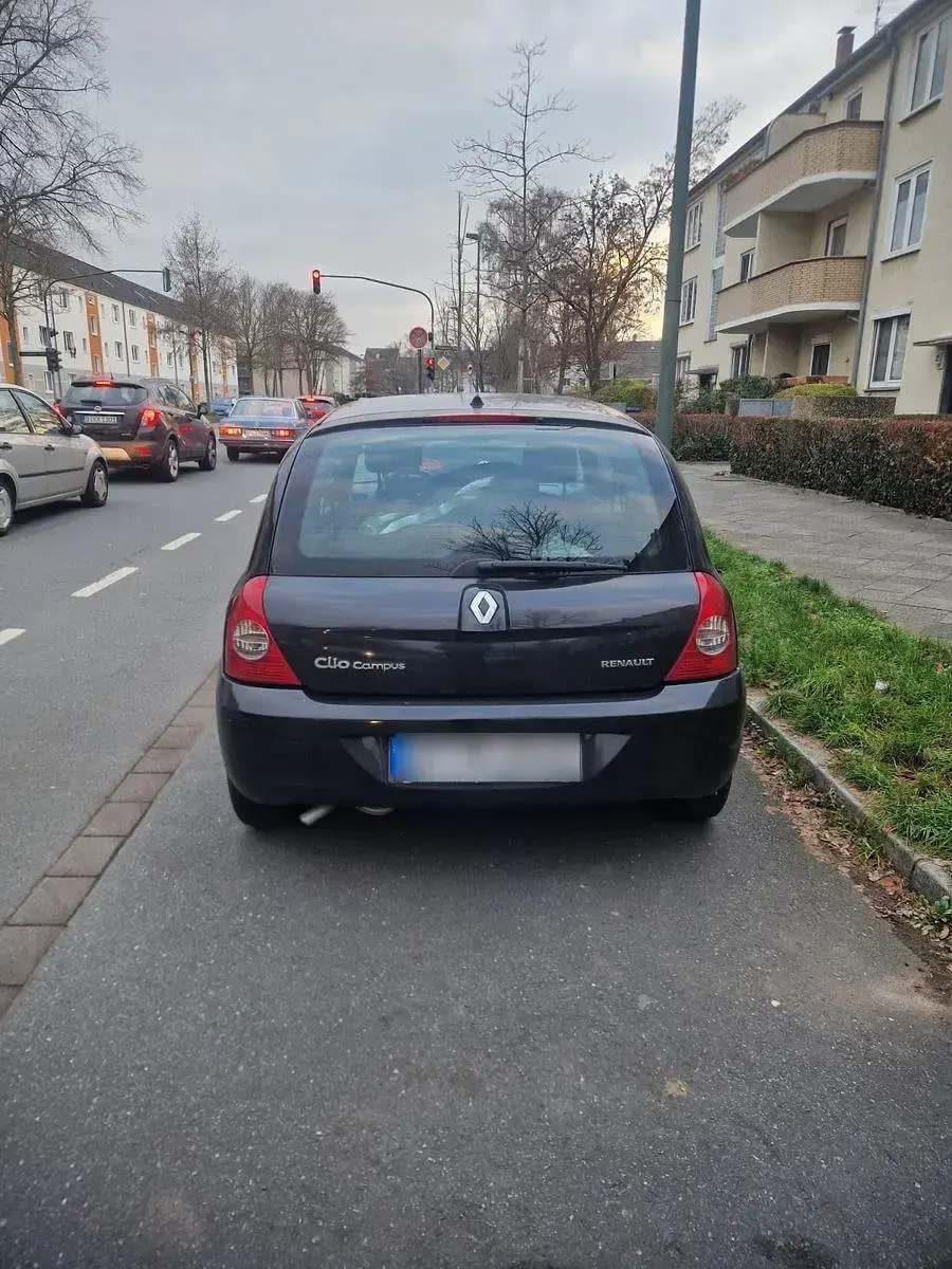 Gebraucht Renault Clio II Campus 75 PS (55 kW) 2006 Schwarz Limousine