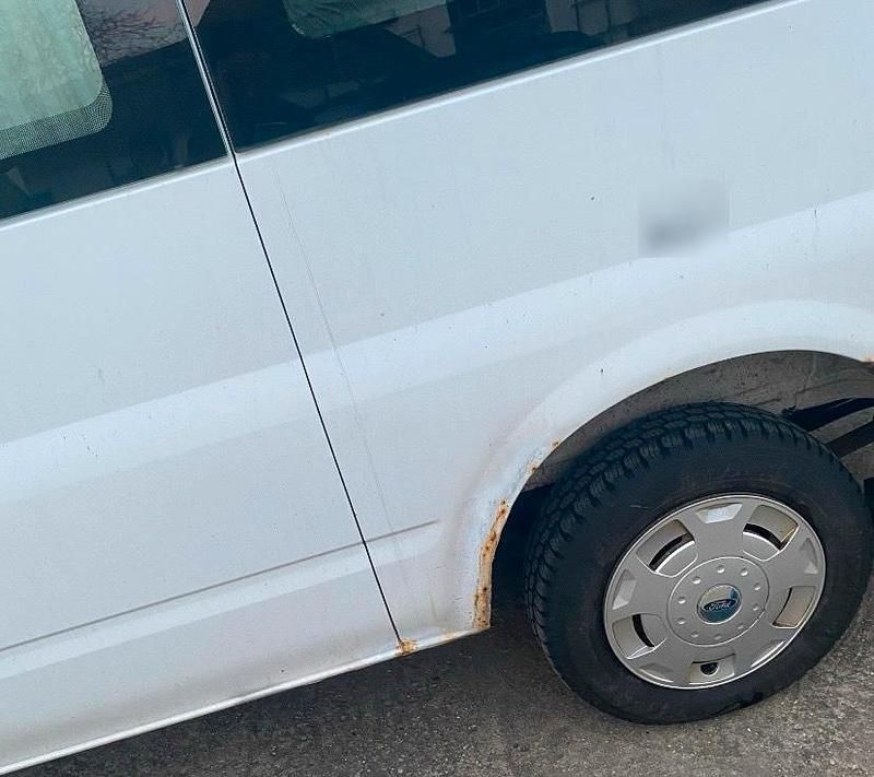 Second-hand Ford Transit 90 CP (66 kW) 2010 Alb Monovolum