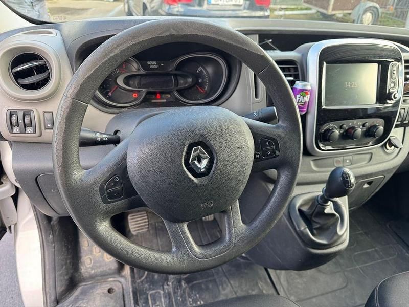 Brugt Renault Trafic 121 HK (88 kW) 2017 Sølv MPV