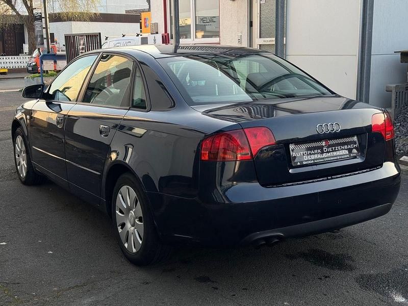 Gebraucht Audi A4 140 PS (102 kW) 2006 Blau Limousine