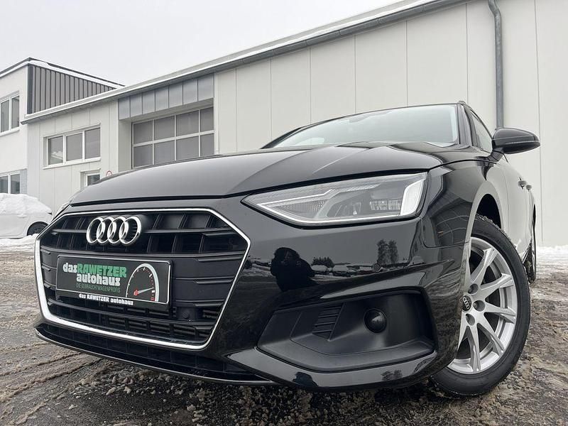 Schwarz Gebraucht 2022 Audi A4 Kombi | 23.680 € (Superpreis) - Bild 1/4
