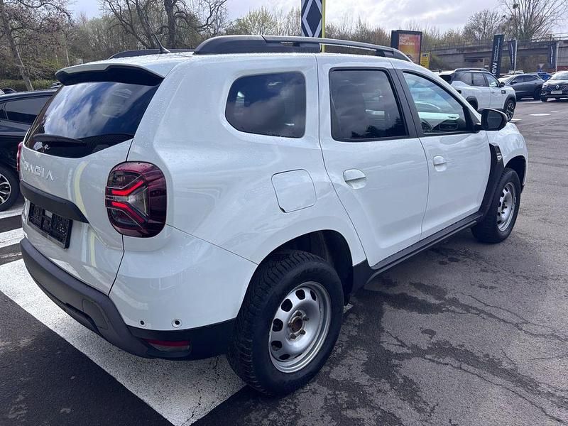 Gebraucht Dacia Duster Journey 150 PS (110 kW) 2023 Weiß SUV