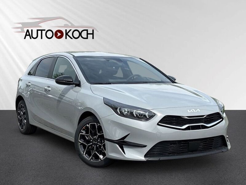 Grau Neu 2025 Kia Ceed Limousine | 25.960 € (Fairer Preis) - Bild 1/4