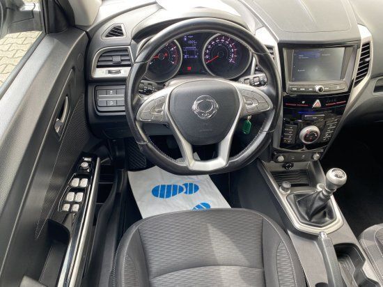 Usata SsangYong Tivoli 128 CV (94 kW) 2018 Argento SUV