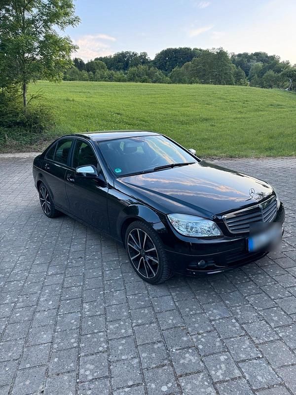 Schwarz Gebraucht 2008 Mercedes C220 Limousine | 4.500 € (Guter Preis) - Bild 1/4