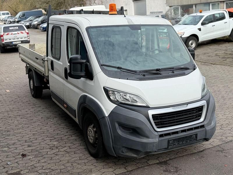 Gebraucht Peugeot Boxer 150 PS (110 kW) 2016 Weiß Van