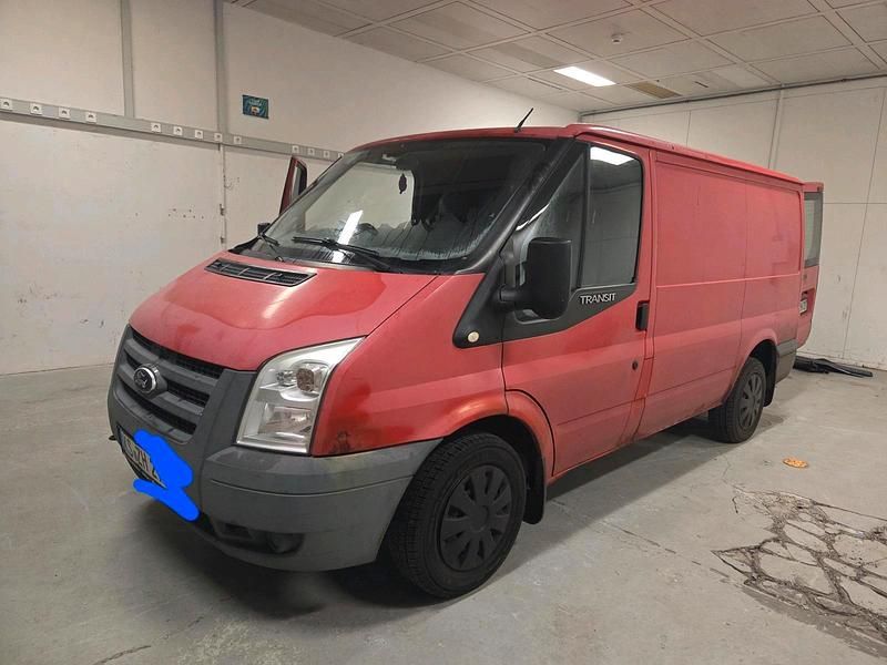 Rot Gebraucht 2011 Ford Transit Van | 3.500 € (Superpreis) - Bild 1/4