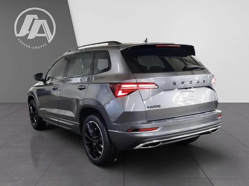 Neu Skoda Karoq SportLine 150 PS (110 kW) 2026 Graphitegrau SUV