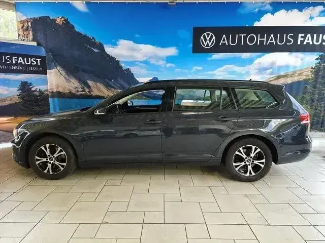 Gebraucht VW Passat 125 PS (91 kW) 2017 Grau Kombi