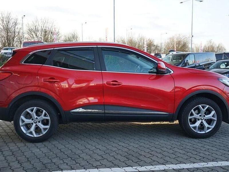 Gebraucht Renault Kadjar 140 PS (102 kW) 2021 Rot SUV