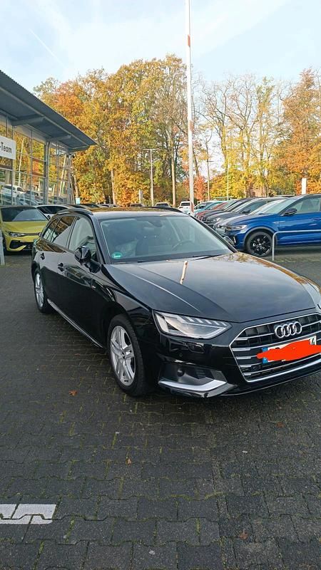 Gebraucht Audi A4 Advanced 190 PS (139 kW) 2020 Schwarz Kombi