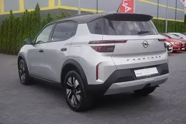 Neu Opel Frontera Ultimate 145 PS (106 kW) 2026 Khakigrünmet. SUV