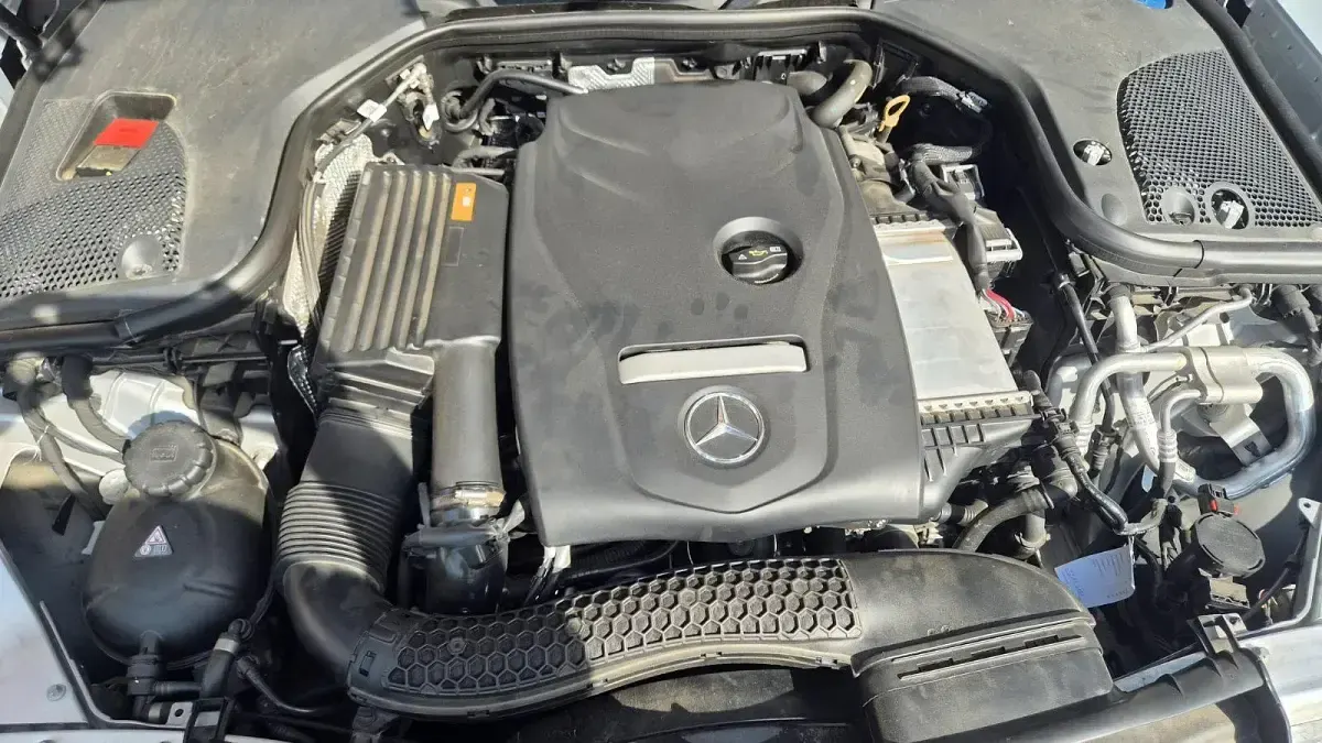 Gebraucht Mercedes E250 Avantgarde 211 PS (155 kW) 2017 Silber Kombi